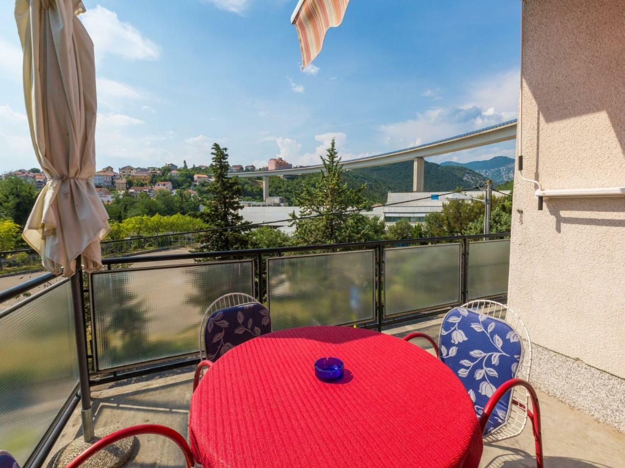 Apartment Regan Crikvenica Bagian luar foto
