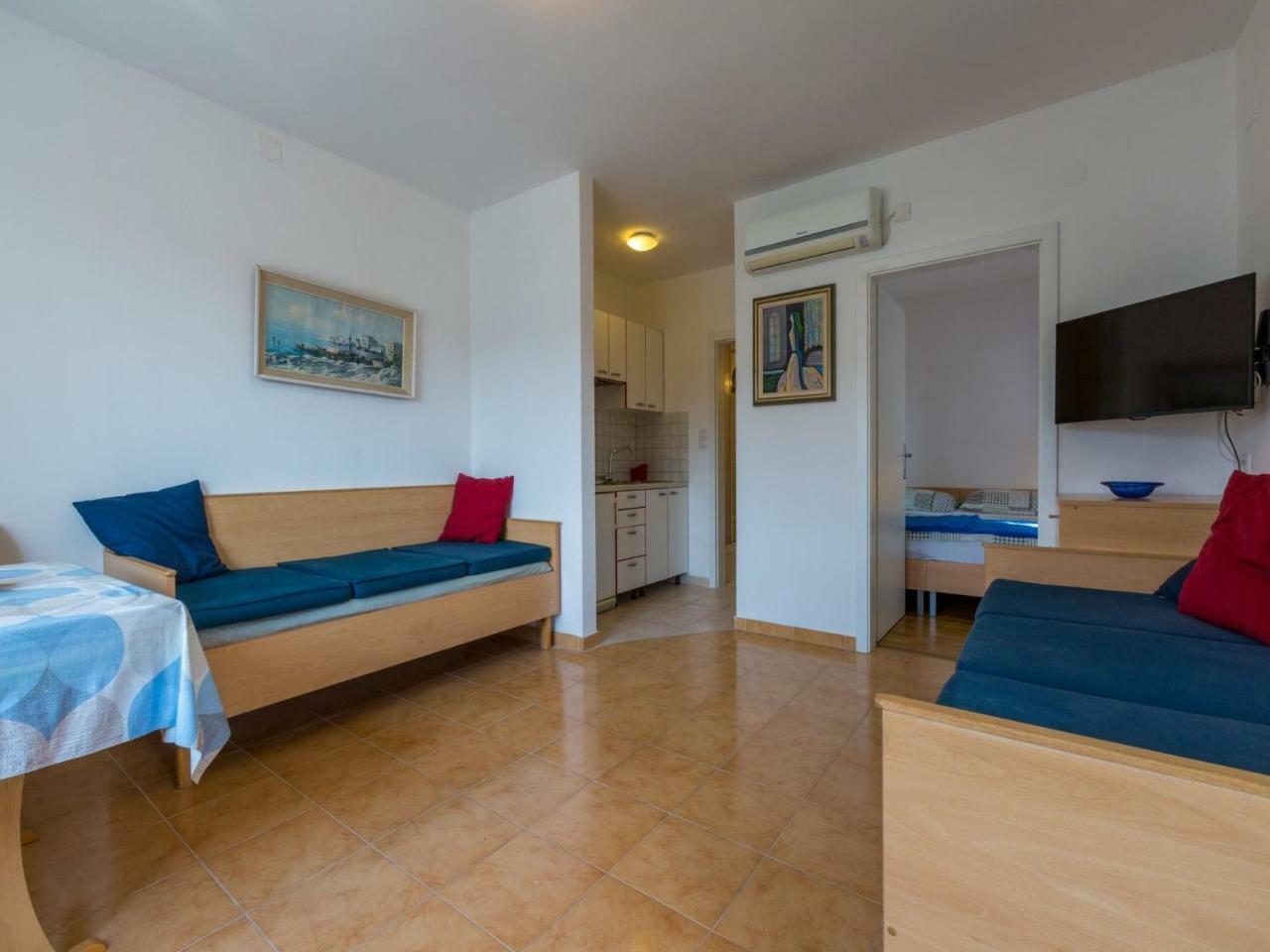 Apartment Regan Crikvenica Bagian luar foto