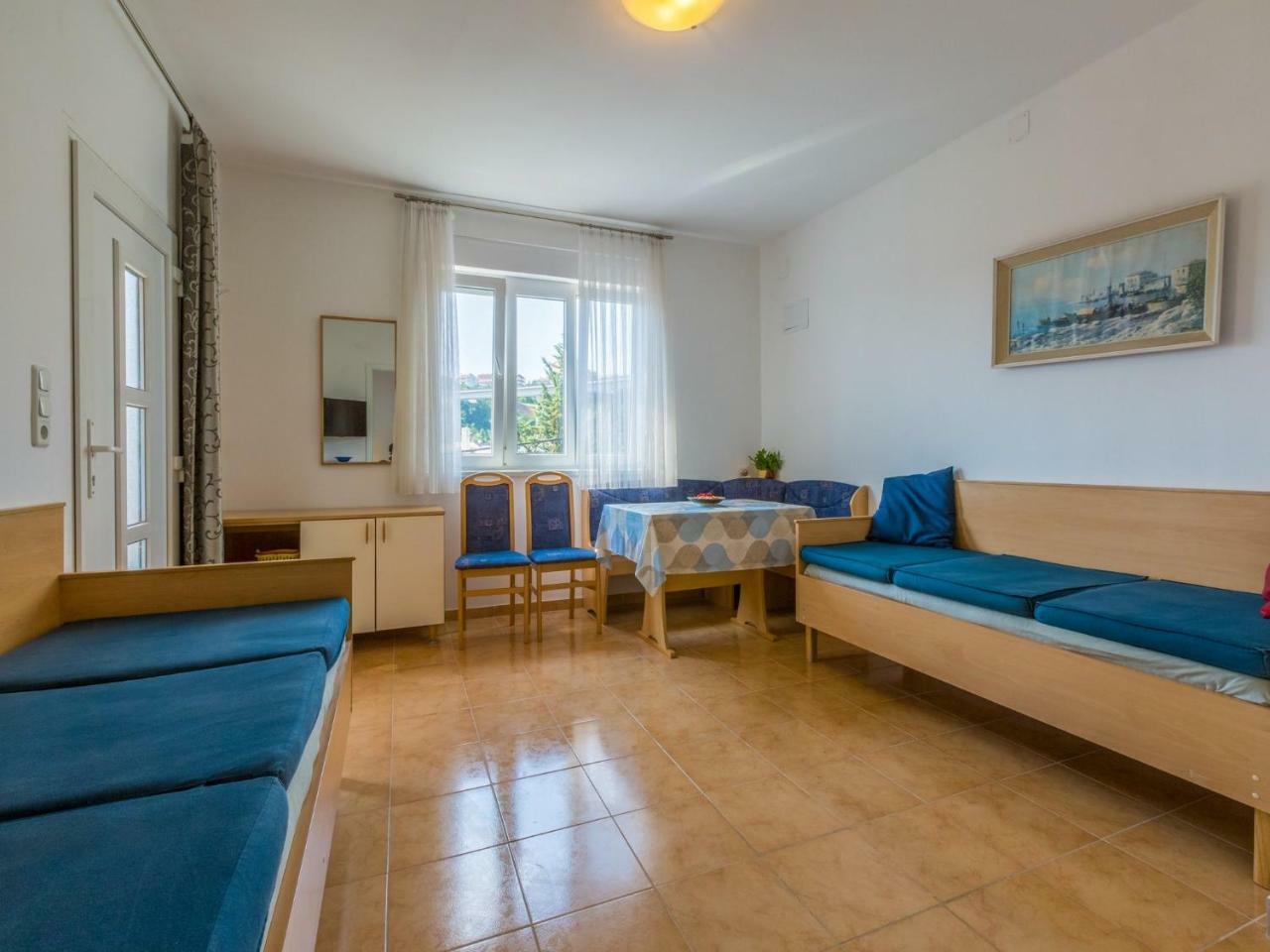 Apartment Regan Crikvenica Bagian luar foto