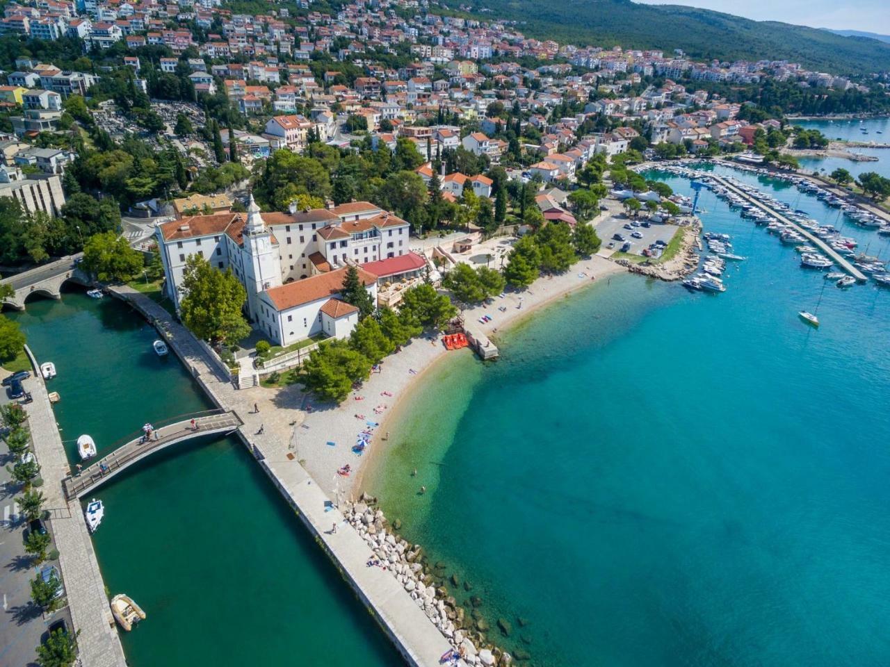 Apartment Regan Crikvenica Bagian luar foto